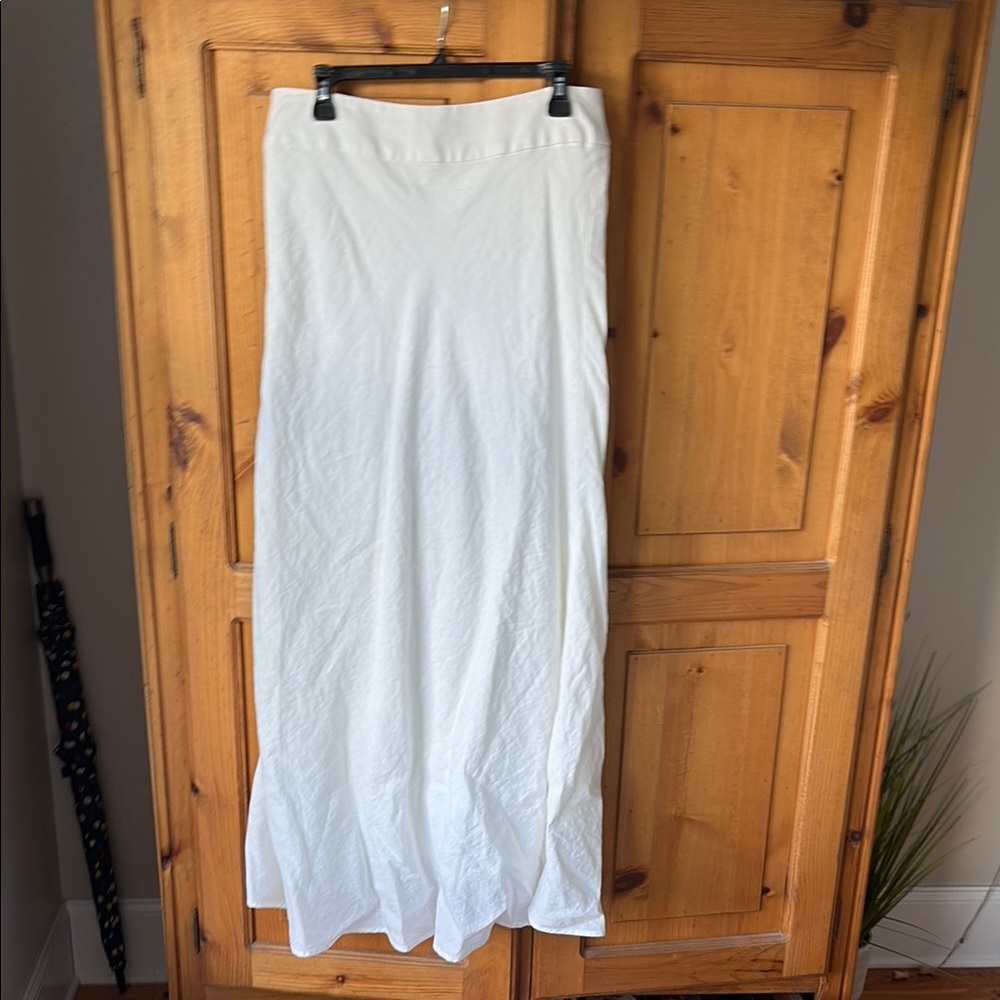 Banana Republic White Maxi Skirt